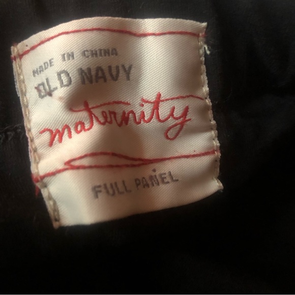 ❤️Old Navy Maternity Black Jeans Pants Size S/M - Picture 6 of 7